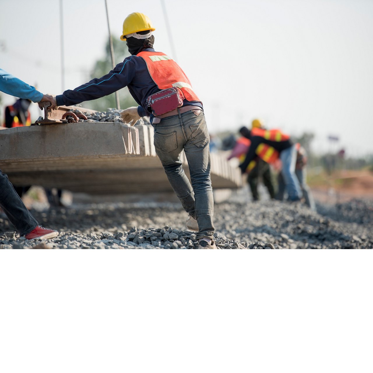 construction worker in construction site safety uniform; Shutterstock ID 596650529; purchase_order: CON; job: CON; client: CON; other:
596650529
CON