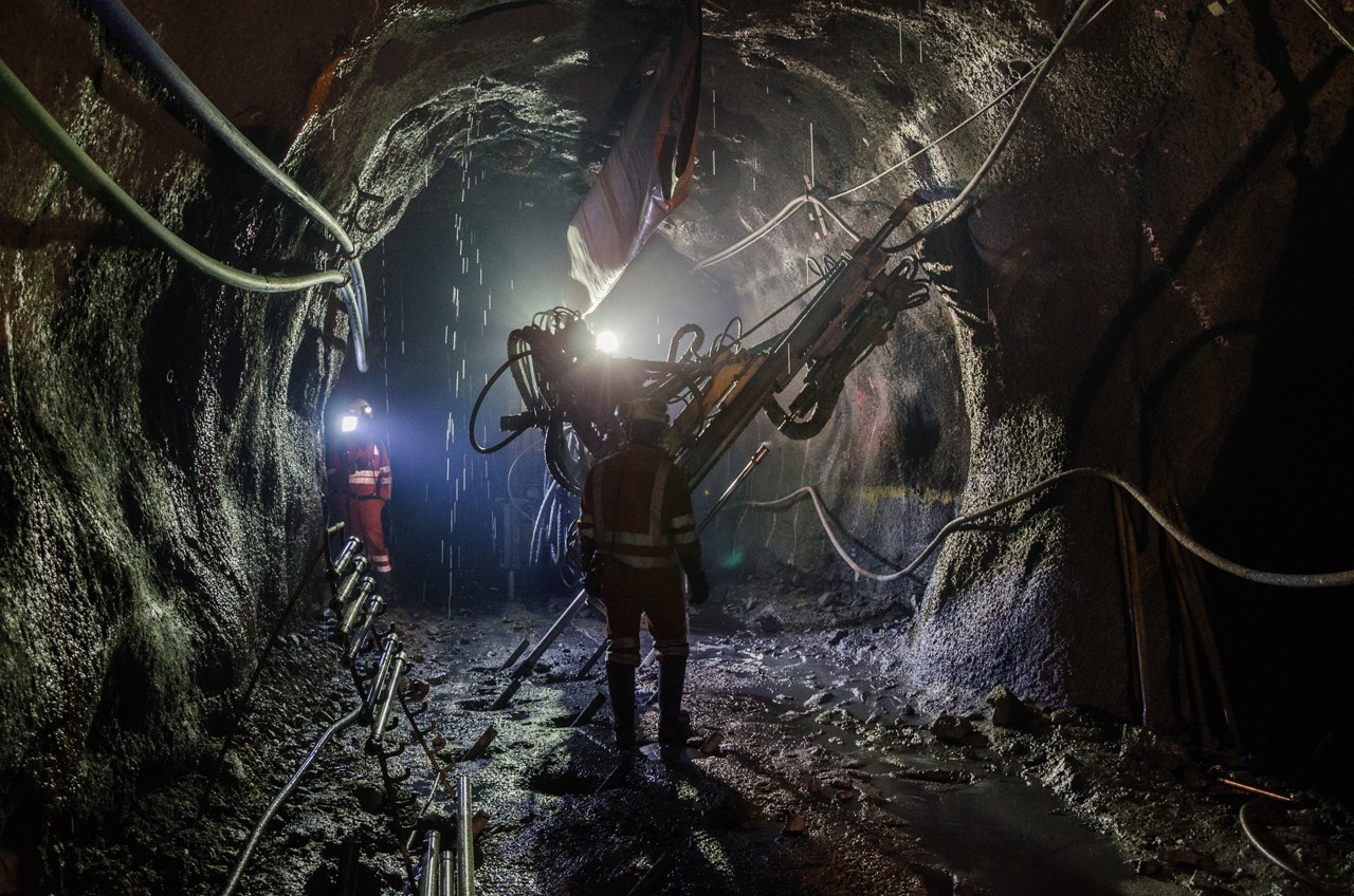 Mechanic of mining machines