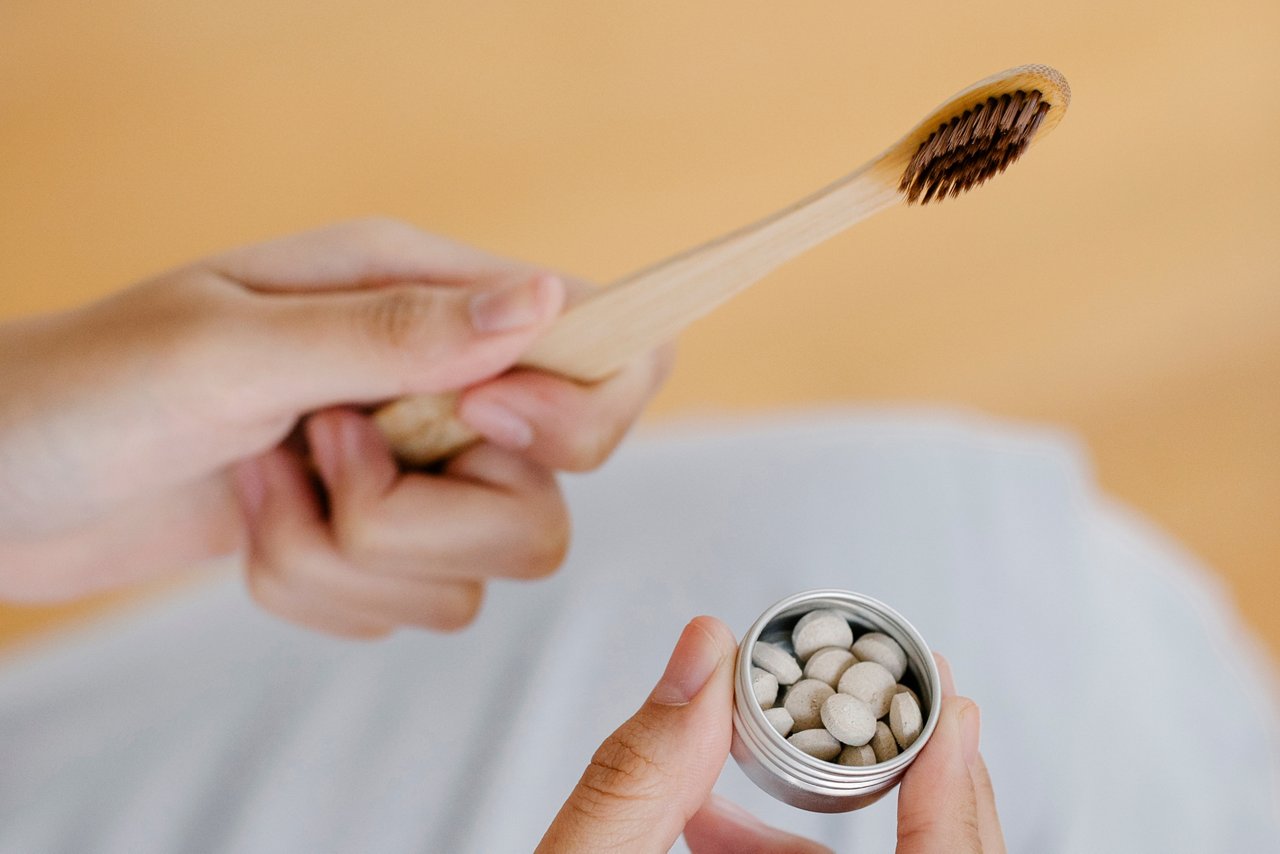 water-free toothpaste