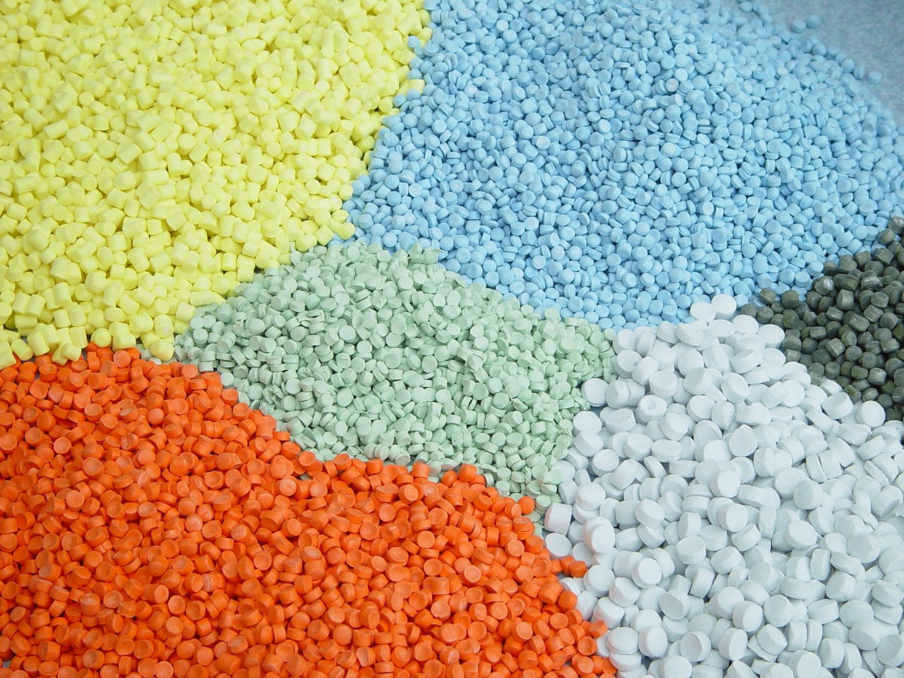 Masterbatches of different colors